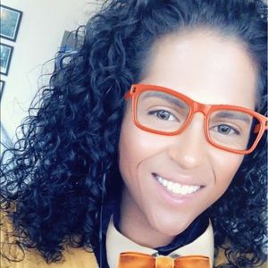 Meet your Posher, Anel